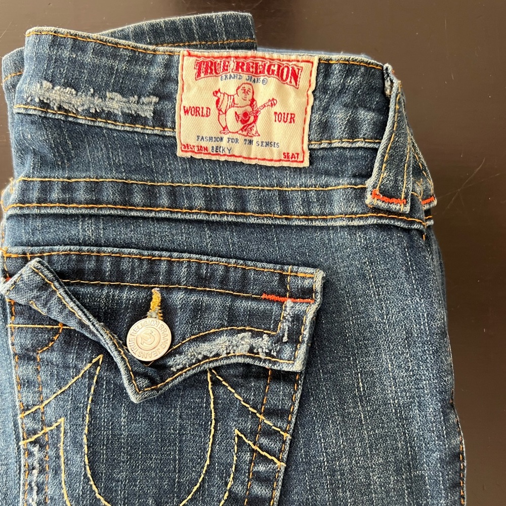 Women’s size 28 true religion jeans (section: Becky)